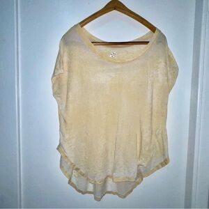 Chaser Light Cream Short Sleeve Top